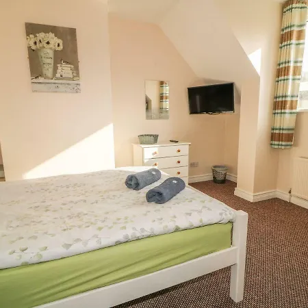 Oakfield Cottage, بيت للعطل *