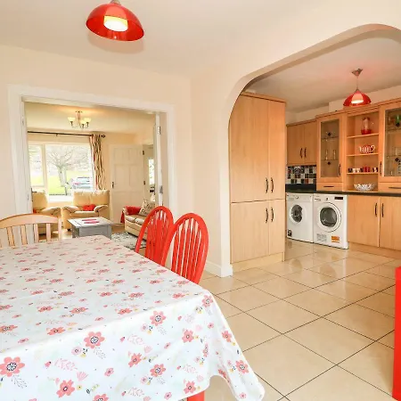 Oakfield Cottage, *